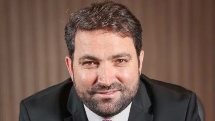 Moraes determina bloqueio de até R$ 6 bilhões do advogado Willer Tomaz