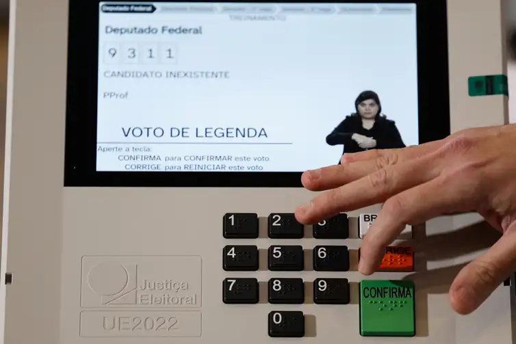 Rio de Janeiro (RJ), 03/08/2026  O Tribunal Regional Eleitoral apresenta a estrutura e demonstra testes da urna eletrônica para as Eleições de 2026. Foto: Fernando Frazão/Agência Brasil