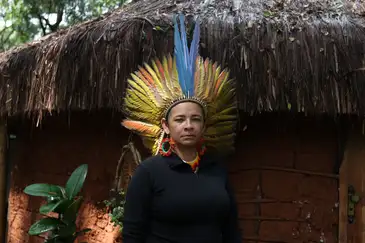 São Joaquim de Bicas (MG), 24/01/2024 - Cacique Célia Ãgohó, líder da Aldeia Kurãma, comuniudade indígena Pataxó hã-hã-hãe, na zona rural de Brumadinho. Foto: Tânia Rêgo/Agência Brasil